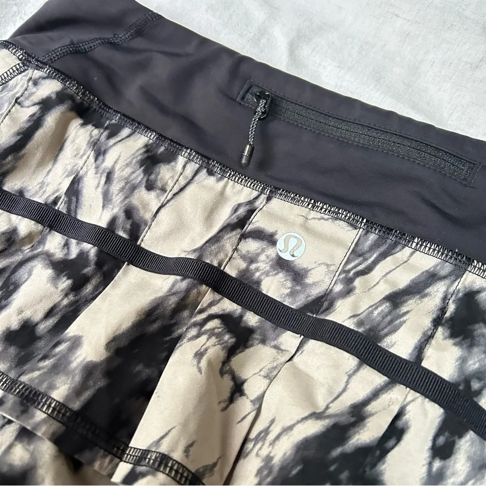 Lululemon Run: Pace Setter Skirt size 6 Great Granite Black Mojave Tan